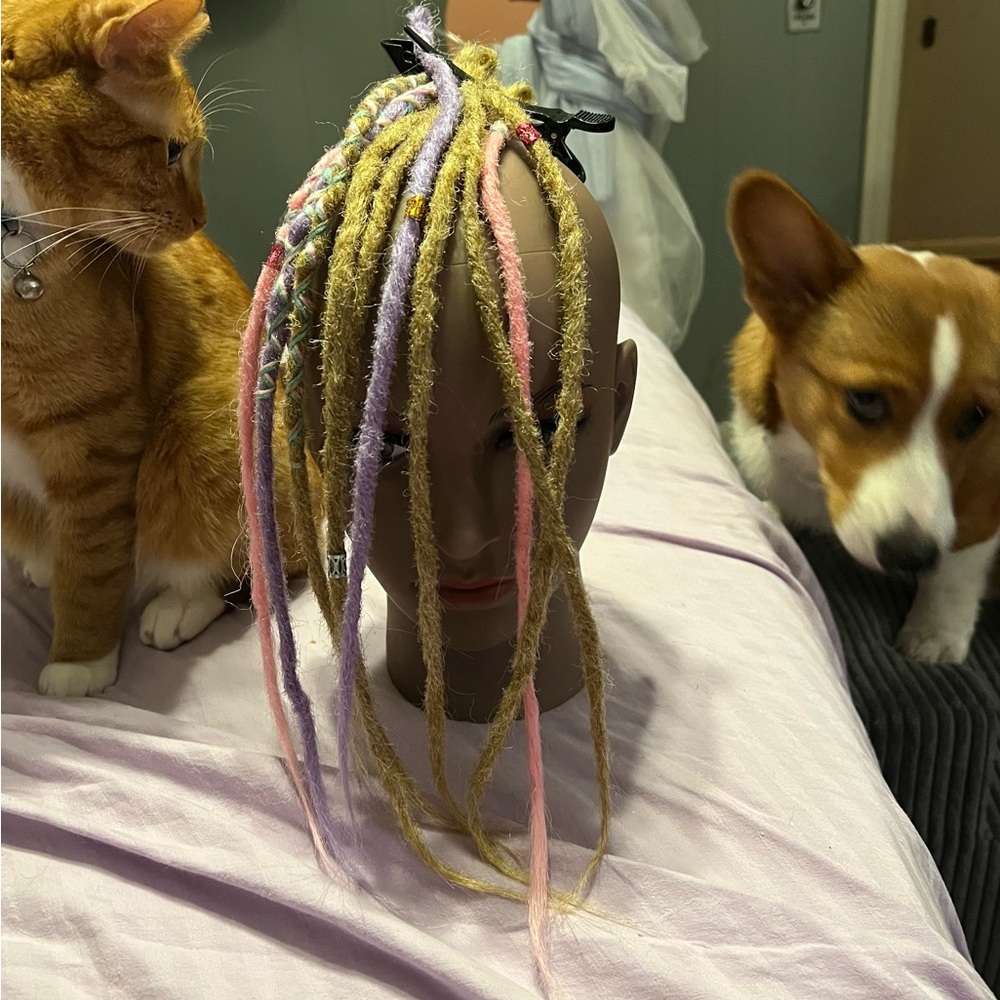 10 synthetic dreads 16 inches in length